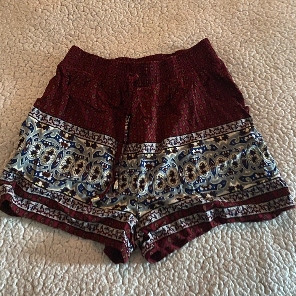 Hippy-Style Festival Shorts